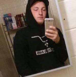 Meet your Posher, Derek